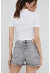 only - Only szorty jeansowe damskie kolor szary gładkie high waist. Okazja: na co dzień. Stan: podwyższony. Kolor: szary. Materiał: jeans. Wzór: gładki. Styl: casual