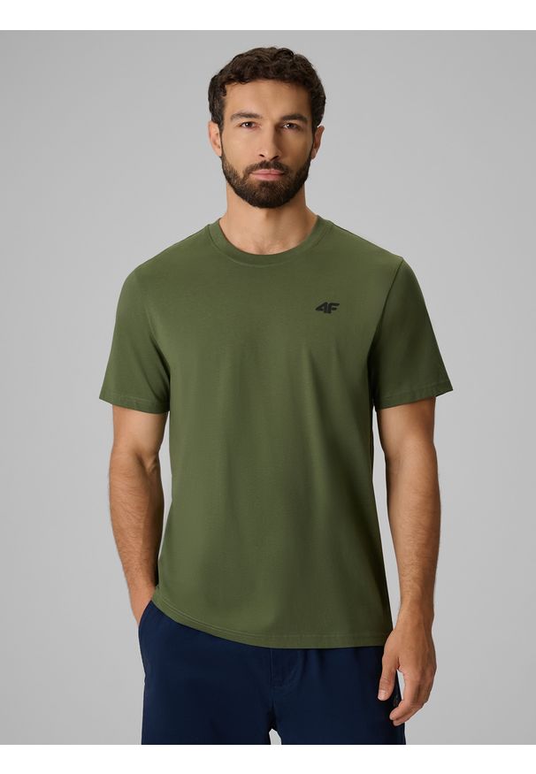 4f - 4F T-shirt regular gładki męski - oliwkowy M. Okazja: na co dzień, do pracy, na spacer. Kolor: brązowy, oliwkowy, wielokolorowy. Materiał: bawełna, materiał. Wzór: gładki. Styl: casual