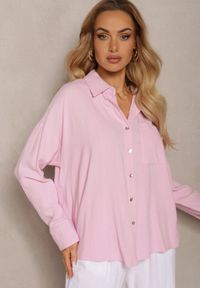 Renee - Różowa Klasyczna Koszula z Wiskozy i Lnu Vistar. Okazja: na co dzień. Kolor: różowy. Materiał: len, wiskoza. Długość rękawa: długi rękaw. Długość: długie. Styl: klasyczny #2