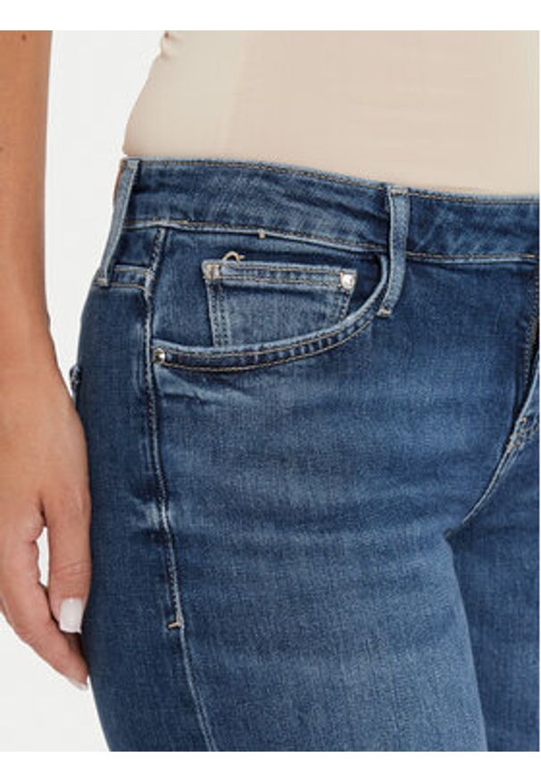 Guess Jeansy W4YA96 D5926 Granatowy Relaxed Fit. Kolor: niebieski