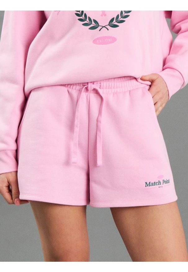 Sinsay - Bawełniane szorty z haftem - begonia. Materiał: bawełna. Wzór: haft