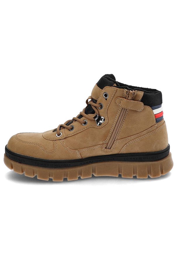 TOMMY HILFIGER - Brązowe Trapery Tommy Hilfiger Wygodne Buty Damskie. Okazja: na co dzień, na spacer. Kolor: brązowy. Materiał: skóra ekologiczna, materiał. Szerokość cholewki: normalna. Styl: sportowy, casual