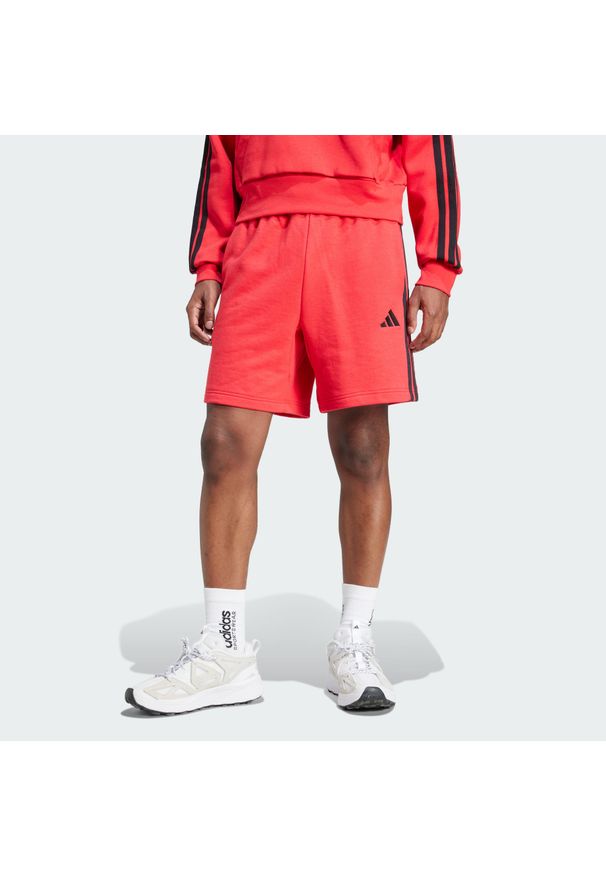 Adidas - Szorty Essential 3-Stripes French Terry. Kolor: czerwony, wielokolorowy, czarny. Materiał: materiał