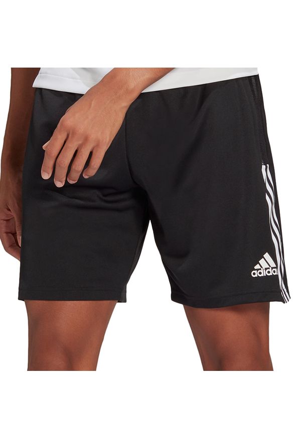 Adidas - Spodenki adidas Tiro 21 Training M GN2157. Kolor: wielokolorowy, biały, czarny