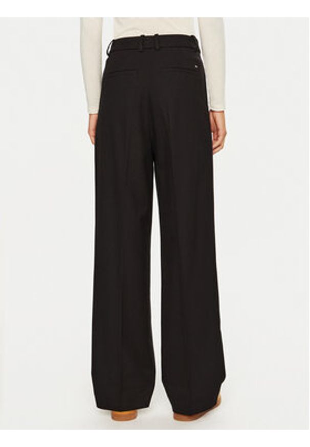 TOMMY HILFIGER - Tommy Hilfiger Spodnie materiałowe WW0WW39725 Czarny Relaxed Fit. Kolor: czarny. Materiał: wiskoza, syntetyk