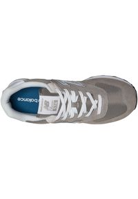 Buty męskie New Balance ML574EVG – szare. Okazja: na co dzień. Kolor: szary. Materiał: zamsz, guma, materiał, syntetyk. Szerokość cholewki: normalna. Model: New Balance 574 #4