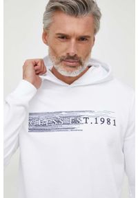 Guess bluza męska kolor biały z kapturem z aplikacją. Typ kołnierza: kaptur. Kolor: biały. Wzór: aplikacja #3