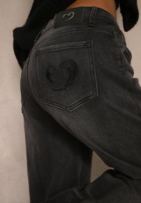 Renee - Szare Jeansy Mom Fit High Waist Ralima. Stan: podwyższony. Kolor: szary. Długość: długie #4