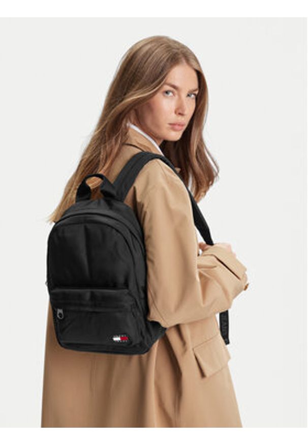 Tommy Jeans Plecak Tjw Daily Backpack AW0AW16963 Czarny. Kolor: czarny. Materiał: materiał