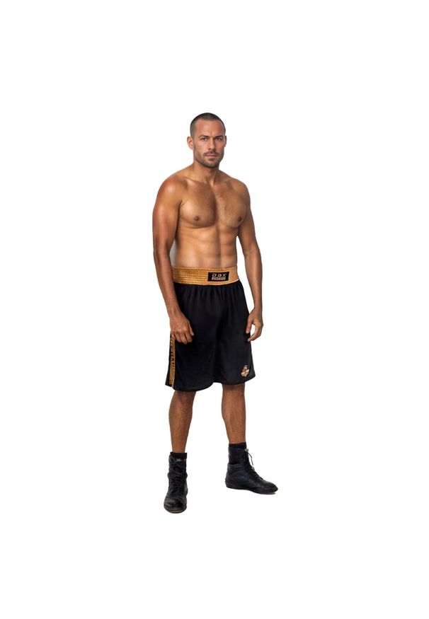 DBX BUSHIDO - Spodenki bokserskie treningowe Gold DBX Bushido. Kolor: czarny