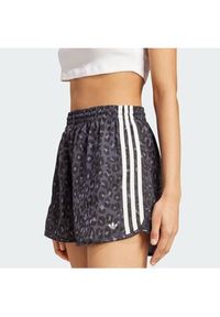 Adidas - adidas Szorty sportowe Satin KA2672 Szary Loose Fit. Kolor: szary. Materiał: syntetyk #4