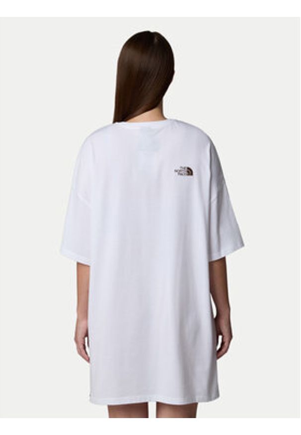 The North Face Sukienka codzienna Simple Dome NF0A87NF Biały Relaxed Fit. Okazja: na co dzień. Kolor: biały. Materiał: bawełna, syntetyk. Typ sukienki: proste. Styl: casual