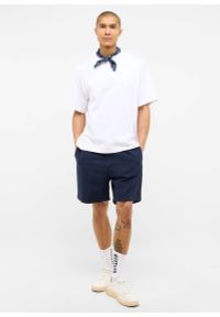 MUSTANG Męskie szorty Materiałowe Mustang Style Linen Jogger Shorts Navy Blazer 1016459 5324. Okazja: na co dzień. Materiał: materiał. Długość: do kolan. Sezon: lato. Styl: klasyczny, sportowy, casual, wakacyjny, elegancki #3