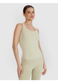 4f - 4F Top do jogi i pilatesu slim szybkoschnący damski - zielony L. Kolor: zielony. Materiał: dzianina, guma, włókno, syntetyk, materiał, elastan. Wzór: gładki, ze splotem, jednolity. Sport: joga i pilates