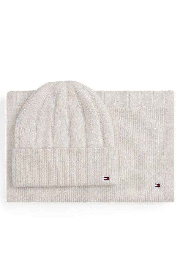 TOMMY HILFIGER - Tommy Hilfiger Zestaw Szalik i Czapka Flag Fluffy AW0AW17994 Beżowy. Kolor: beżowy. Materiał: poliester