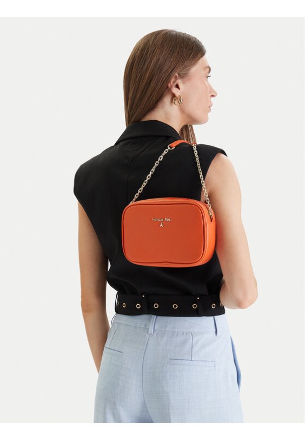 Patrizia Pepe Torebka CB0071/L001-R877 Pomarańczowy. Kolor: pomarańczowy. Materiał: skórzane