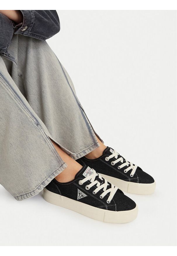 Guess Jeans Tenisówki CWBEO-GJ202505162 Granatowy. Kolor: niebieski. Materiał: materiał