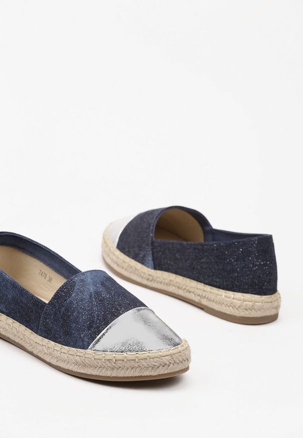 Renee - Granatowe Espadryle z Ozdobnym Noskiem na Plecionej Podeszwie Effiel. Kolor: niebieski. Materiał: jeans. Sezon: lato. Styl: wakacyjny, elegancki, klasyczny