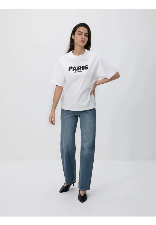 Reserved - T-shirt z nadrukiem - biały. Kolor: biały. Materiał: bawełna. Wzór: nadruk