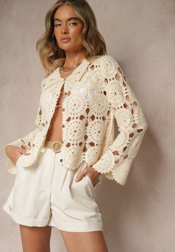 Renee - Beżowa Bawełniana Koszula w Stylu Boho z Ażurowej Tkaniny Baniria. Okazja: na co dzień. Kolor: beżowy. Materiał: bawełna, tkanina. Długość rękawa: długi rękaw. Długość: długie. Wzór: ażurowy. Styl: boho