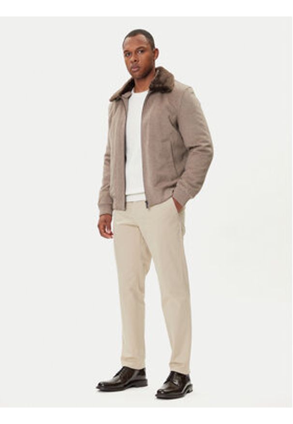 Bugatti Kurtka przejściowa 872796 81040 Beżowy Regular Fit. Kolor: beżowy. Materiał: syntetyk