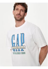 GAP - Gap T-Shirt 664006-01 Biały Regular Fit. Kolor: biały. Materiał: bawełna