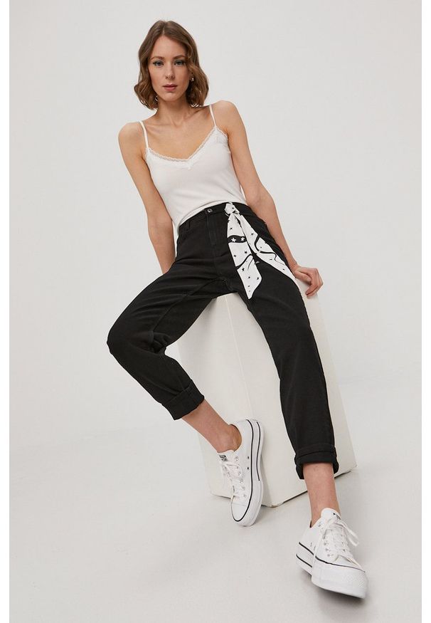Pieces Jeansy damskie high waist. Stan: podwyższony. Kolor: czarny