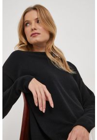 Sisley sweter wełniany damski kolor czarny lekki. Kolor: czarny. Materiał: wełna. Wzór: gładki. Styl: klasyczny #3