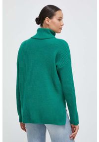 United Colors of Benetton sweter wełniany damski kolor zielony lekki z golfem. Typ kołnierza: golf. Kolor: zielony. Materiał: wełna. Długość rękawa: długi rękaw. Długość: długie #2