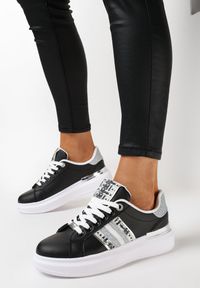 Born2be - Czarne Sneakersy na Platformie z Brokatowymi Wstawkami Railawa. Nosek buta: okrągły. Zapięcie: sznurówki. Kolor: czarny. Materiał: materiał. Obcas: na platformie. Wysokość obcasa: niski #2