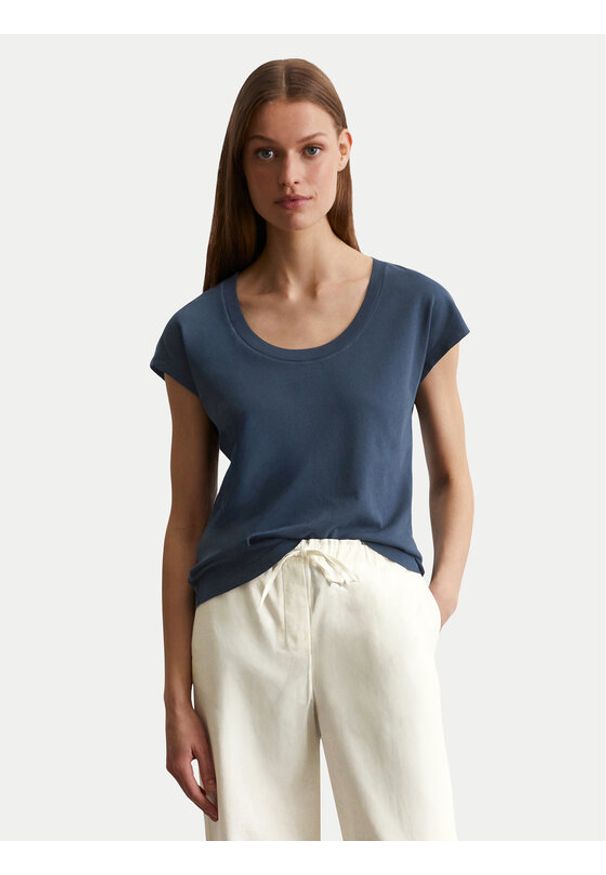 Marc O'Polo T-Shirt 516 2100 50073 Granatowy Regular Fit. Typ kołnierza: polo. Kolor: niebieski. Materiał: bawełna