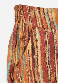 Renee - Pomarańczowo-Źółte Spodnie w Stylu Palazzo Zdobione Brokatem z Gumką w Talii Hinlea. Okazja: na co dzień. Stan: podwyższony. Kolor: pomarańczowy. Wzór: aplikacja. Styl: elegancki, casual #3