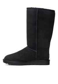 Ugg - Buty zimowe damskie czarne UGG W Classic Tall II. Okazja: na plażę. Kolor: czarny. Materiał: materiał. Sezon: zima. Styl: młodzieżowy