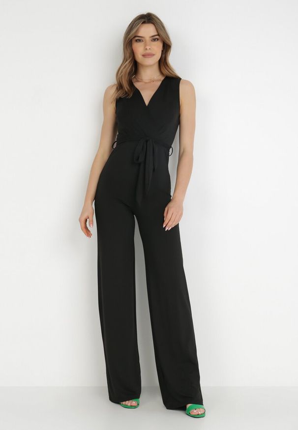 Born2be - Czarny Kombinezon Chionadina. Kolor: czarny. Materiał: materiał. Długość rękawa: bez rękawów. Długość: długie. Wzór: gładki. Styl: elegancki