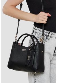 Guess - GUESS Сzarna damska klasyczna torebka SML Girlfriend Satchel. Kolor: czarny. Materiał: skórzane. Styl: klasyczny #8