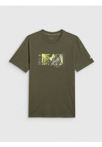4f - 4F T-shirt regular z nadrukiem męski - khaki L. Okazja: na co dzień. Kolor: oliwkowy, wielokolorowy, brązowy. Materiał: bawełna, dzianina. Wzór: nadruk. Styl: casual #1