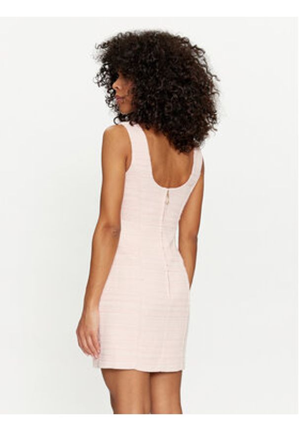 Guess Sukienka codzienna Tosca W4GK53 WG5F2 Różowy Slim Fit. Okazja: na co dzień. Kolor: różowy. Materiał: syntetyk. Typ sukienki: proste. Styl: casual