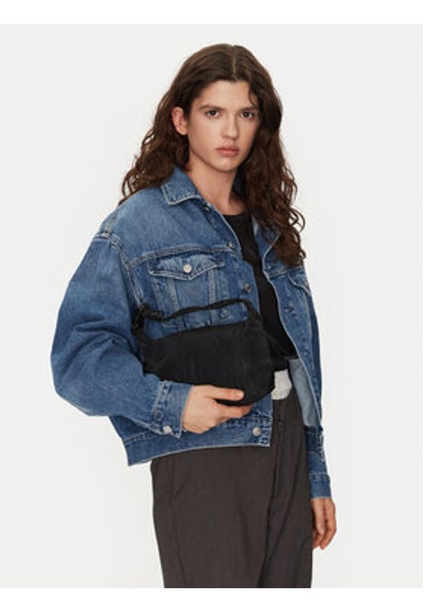 Calvin Klein Jeans Saszetka Ultralight Washbag Ny K50K512170 Czarny. Kolor: czarny. Materiał: materiał