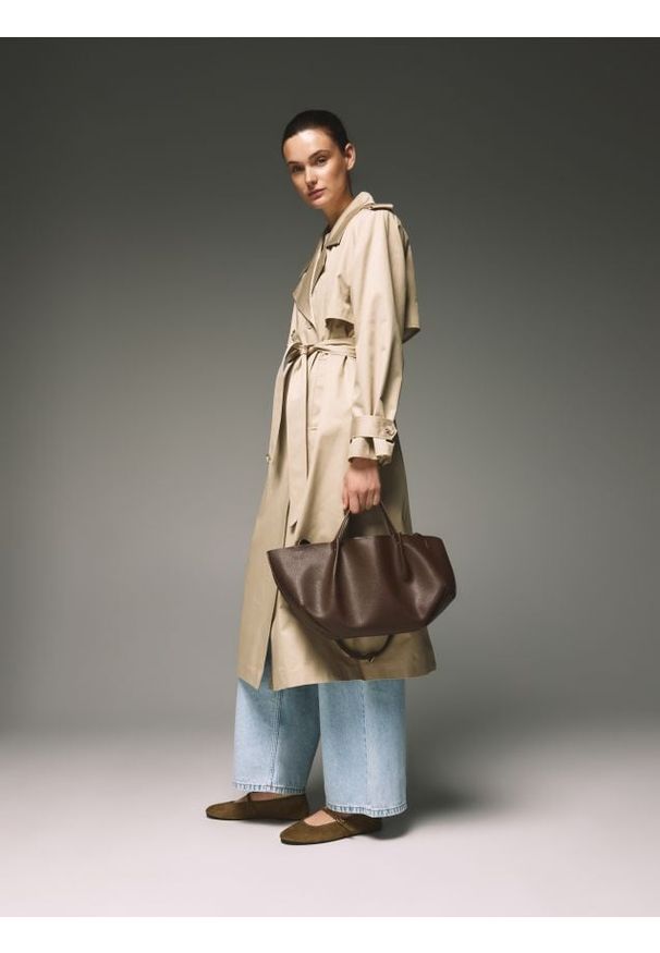 Reserved - Torebka shopper - brązowy. Kolor: brązowy. Materiał: skórzane