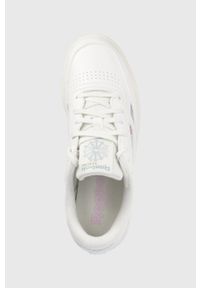 Reebok Classic buty CLUB C 85 VEGAN kolor biały. Nosek buta: okrągły. Zapięcie: sznurówki. Kolor: biały. Materiał: poliester, materiał, guma. Wzór: motyw zwierzęcy. Model: Reebok Classic, Reebok Club #3