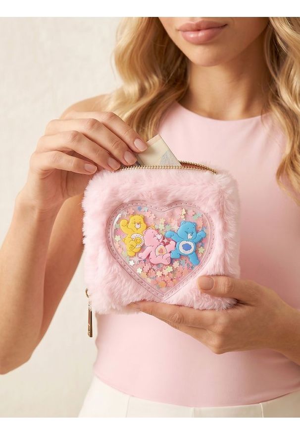 Sinsay - Portfel ze sztucznym futerkiem Care Bears - różowy. Kolor: różowy. Materiał: futro