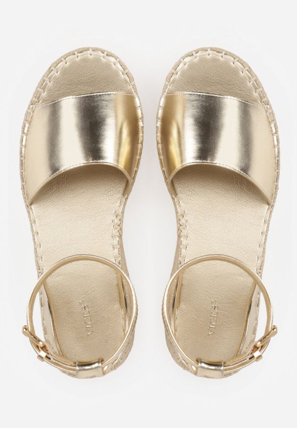 Born2be - Złote Sandały VICES na Grubej Podeszwie z Plecionki z Paskiem Wokół Kostki Doria. Zapięcie: pasek. Kolor: złoty. Materiał: jeans. Sezon: lato