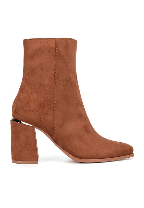 Nine West Botki WFA3000-1 Brązowy. Kolor: brązowy. Materiał: materiał