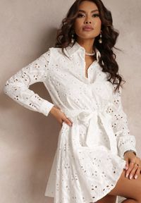 Renee - Biała Koszulowa Sukienka Ażurowa z Wiązanym Paskiem Faeyela. Kolor: biały. Materiał: materiał. Wzór: ażurowy. Typ sukienki: koszulowe #4