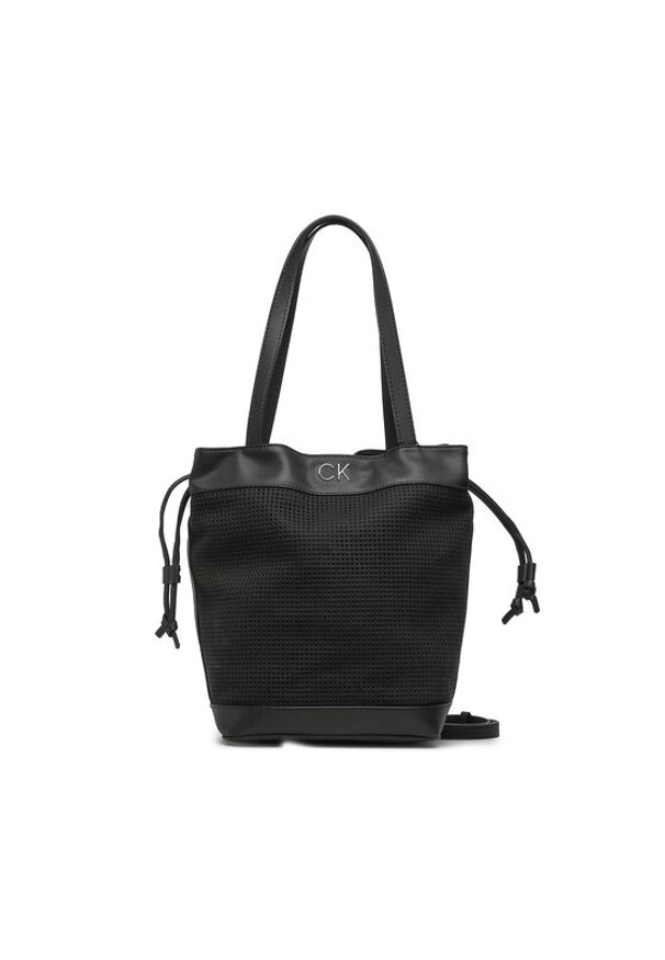 Calvin Klein Torebka Re-Lock Drawstring Bag Perf K60K610635 Czarny. Kolor: czarny. Materiał: skórzane