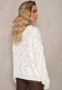 Renee - Jasnobeżowy Sweter Oversize z Ozdobnym Splotem Boeda. Kolor: beżowy. Wzór: ze splotem #4