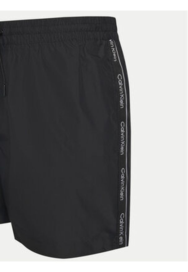 Calvin Klein Swimwear Szorty kąpielowe KM0KM01109 Czarny Regular Fit. Kolor: czarny. Materiał: syntetyk