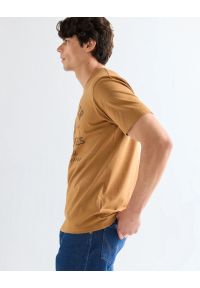 Wrangler - MESKA KOSZULKA WRANGLER AMERICANA TEE CHIPMUNK 112377952 #6