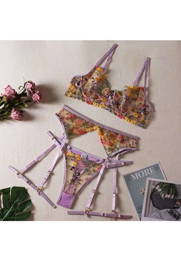 Intica - Bielizna damska z haftem na romantyczne wieczory Euron. Kolor: wielokolorowy. Materiał: materiał. Wzór: haft