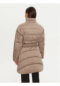 Guess Płaszcz zimowy Seline W4BL58 WGL72 Brązowy Regular Fit. Kolor: brązowy. Materiał: syntetyk. Sezon: zima